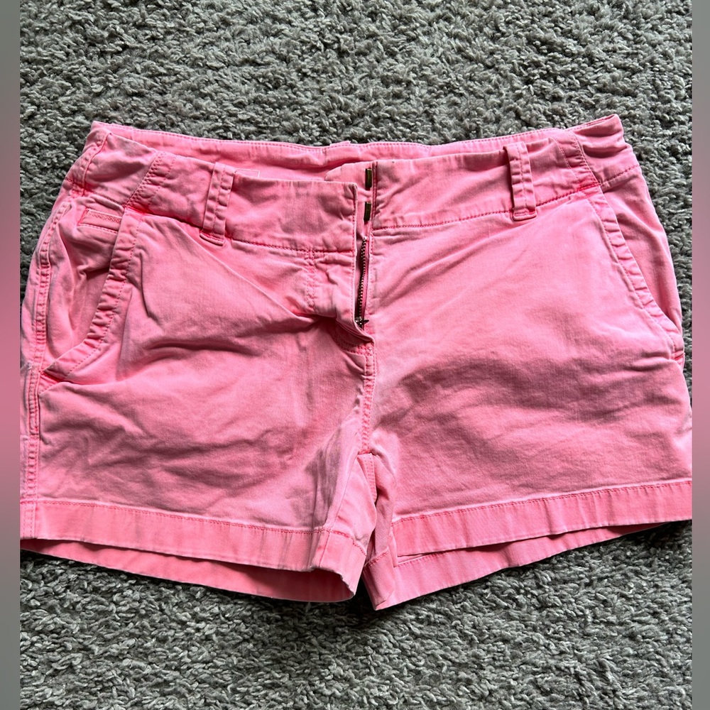 Vineyard Vines 3 1/2 inch Shorts, Size 2